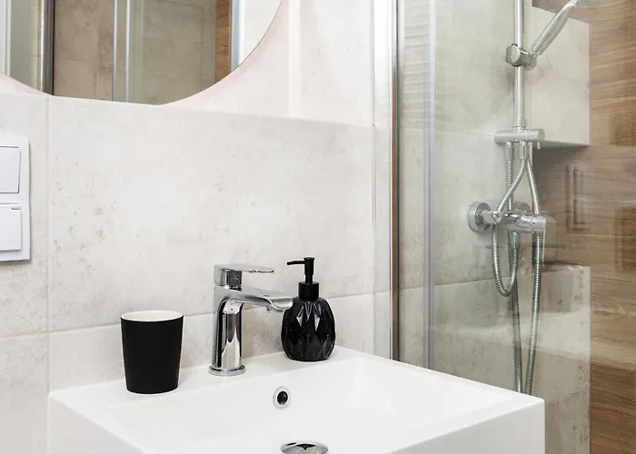 Of The Kings - Riverside B22